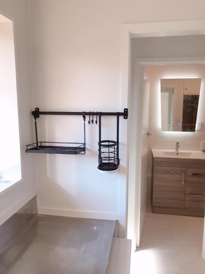 Bright Eden Park Two Bed Townhouse Private Parking Apartment Auckland Exterior photo